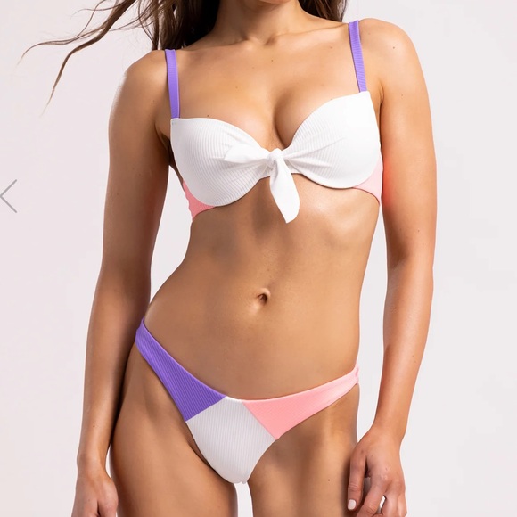 Beach Bunny bikini SET - Picture 1 of 12